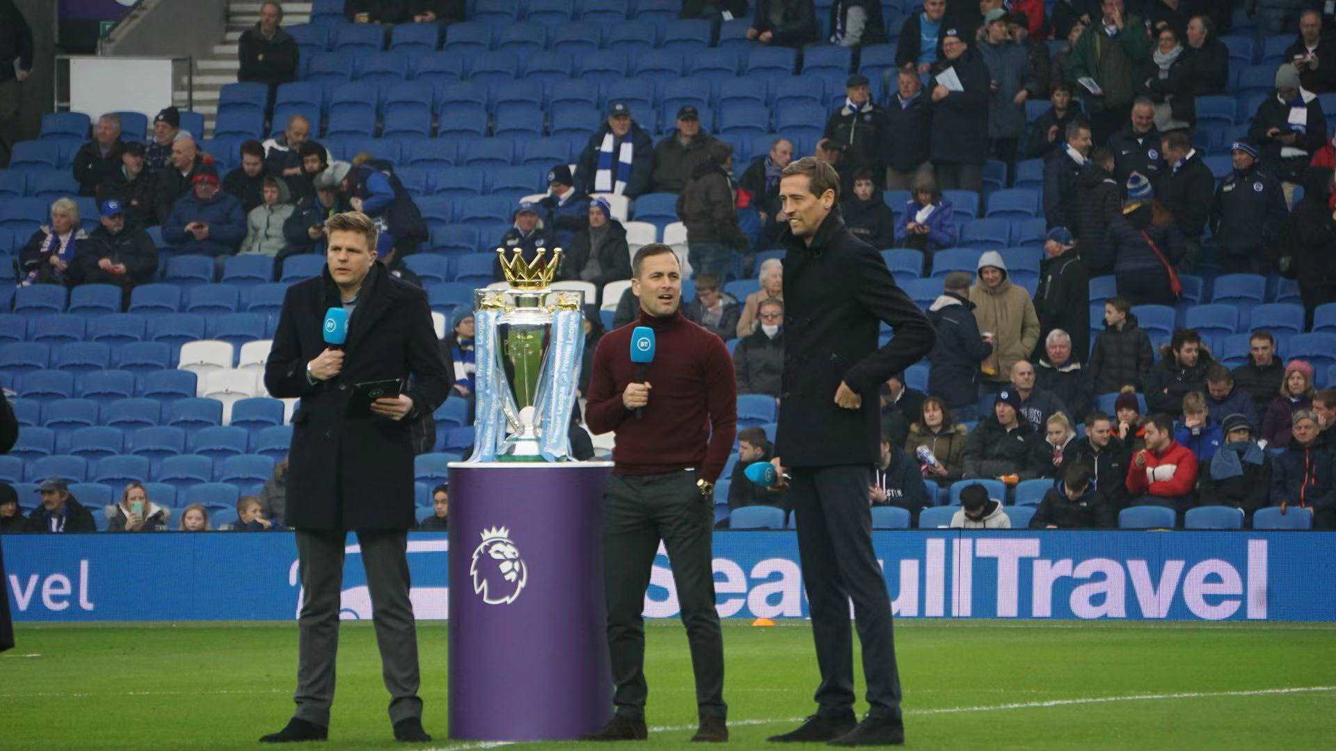 中的新高峰 中的新高峰